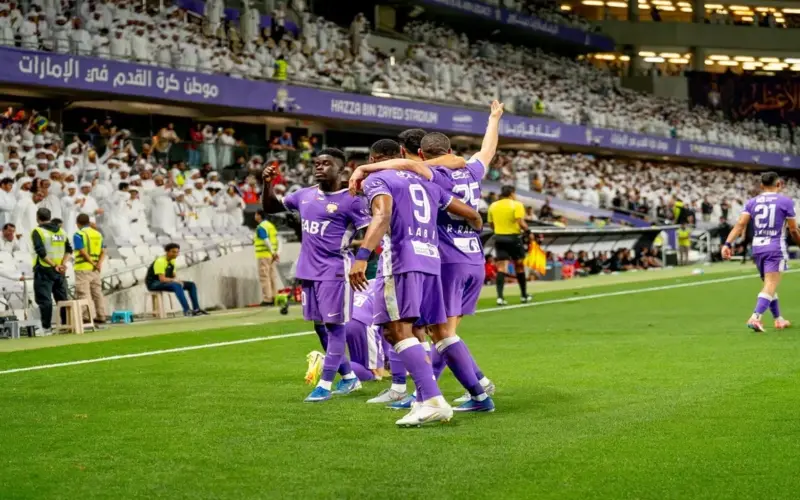 كم نقطة تفصل العين عن التتويج رسميًا بلقب الدوري الإماراتي؟